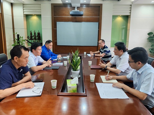 市領(lǐng)導(dǎo)來六國化工開展專題調(diào)研